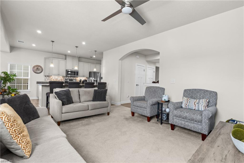 Photo 6 of 50 residential for sale in Chesapeake virginia Photo 6 of 50 residential for sale in Chesapeake virginia