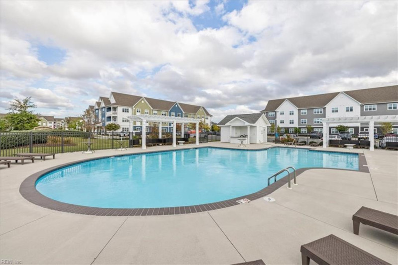 Photo 28 of 32 residential for sale in Virginia Beach virginia