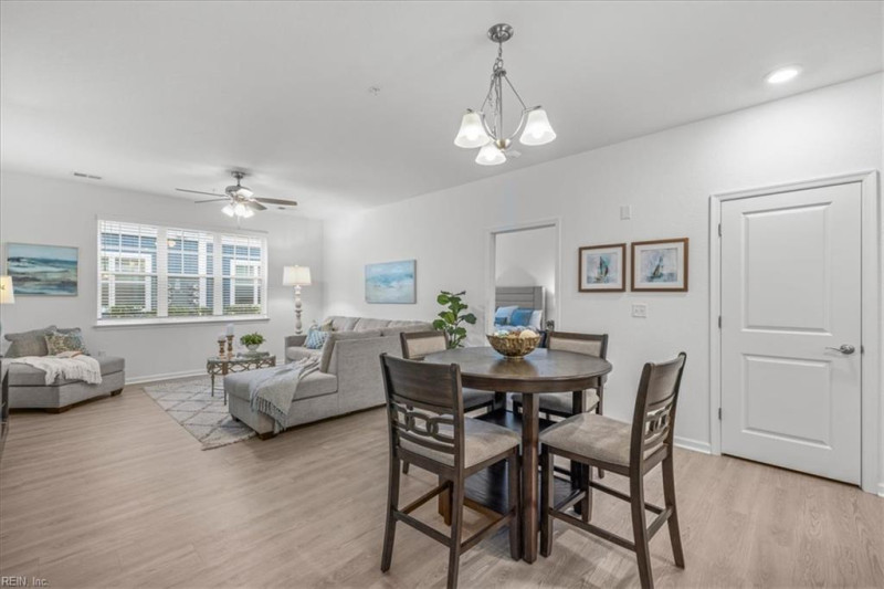Photo 8 of 32 residential for sale in Virginia Beach virginia