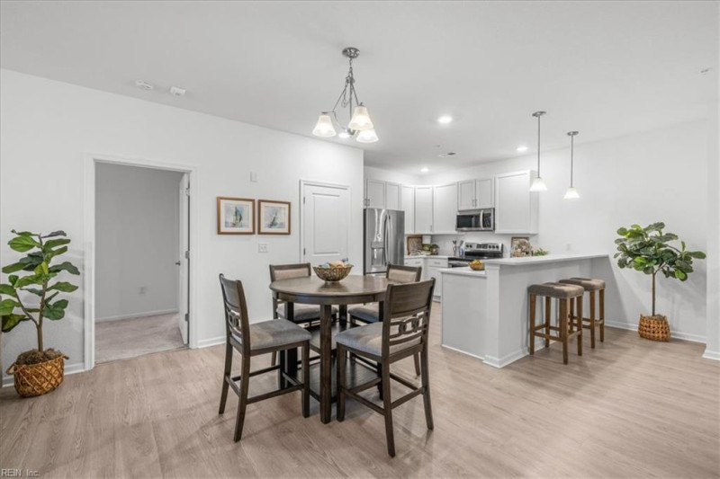Photo 9 of 32 residential for sale in Virginia Beach virginia