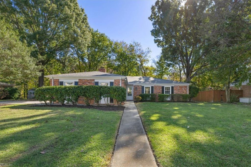 Photo 1 of 41 residential for sale in Virginia Beach virginia