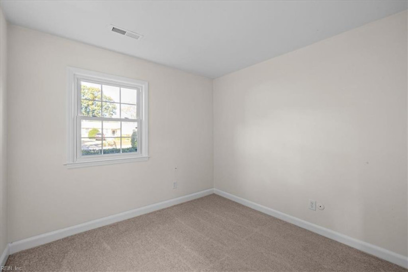 Photo 26 of 41 residential for sale in Virginia Beach virginia