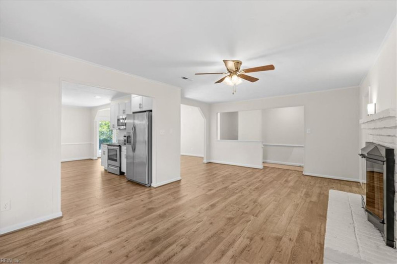 Photo 7 of 41 residential for sale in Virginia Beach virginia