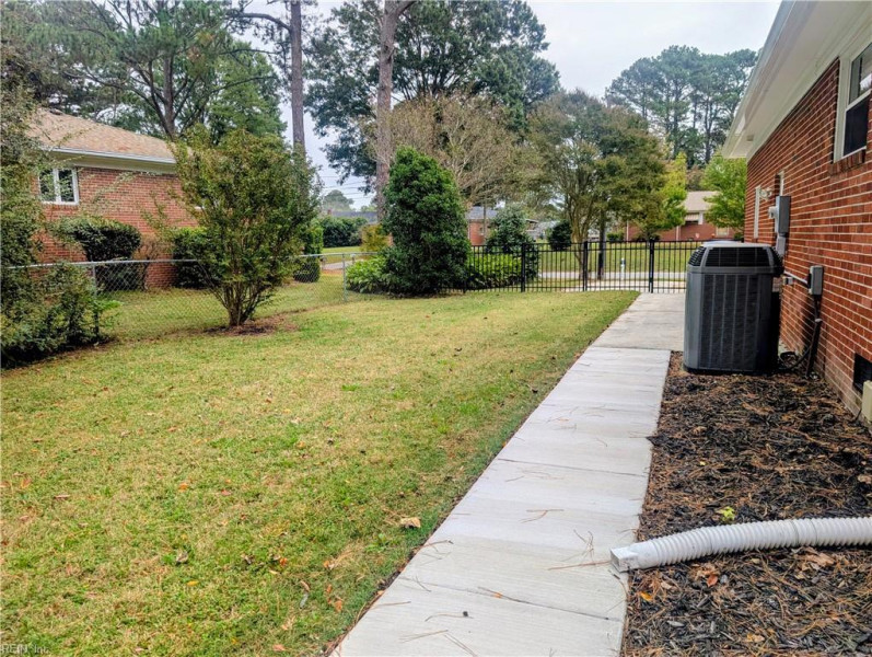 Photo 16 of 25 residential for sale in Virginia Beach virginia