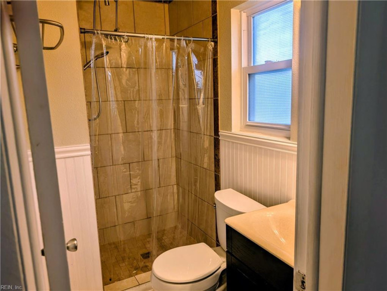 Photo 19 of 25 residential for sale in Virginia Beach virginia