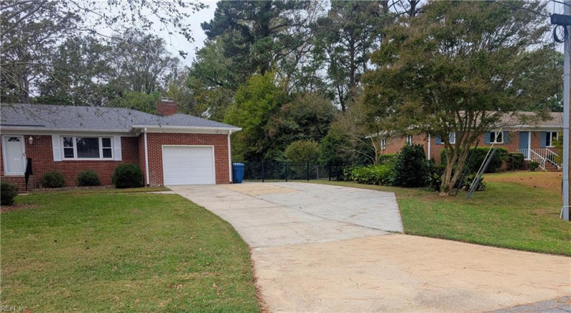 Photo 3 of 25 residential for sale in Virginia Beach virginia