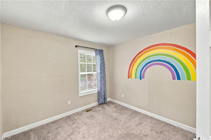 Photo 16 of 35 residential for sale in Newport News virginia
