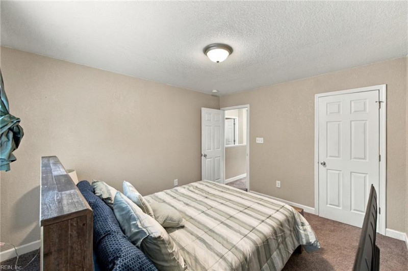 Photo 25 of 35 residential for sale in Newport News virginia