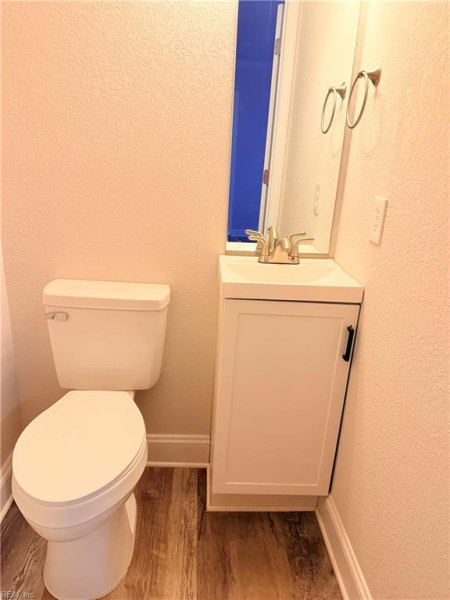 Photo 11 of 15 residential for sale in Portsmouth virginia