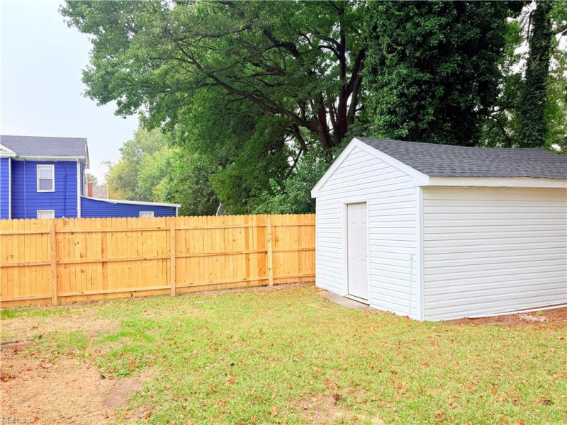 Photo 15 of 15 residential for sale in Portsmouth virginia