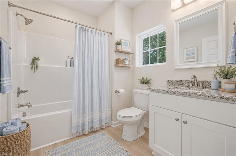 Photo 16 of 29 residential for sale in Norfolk virginia