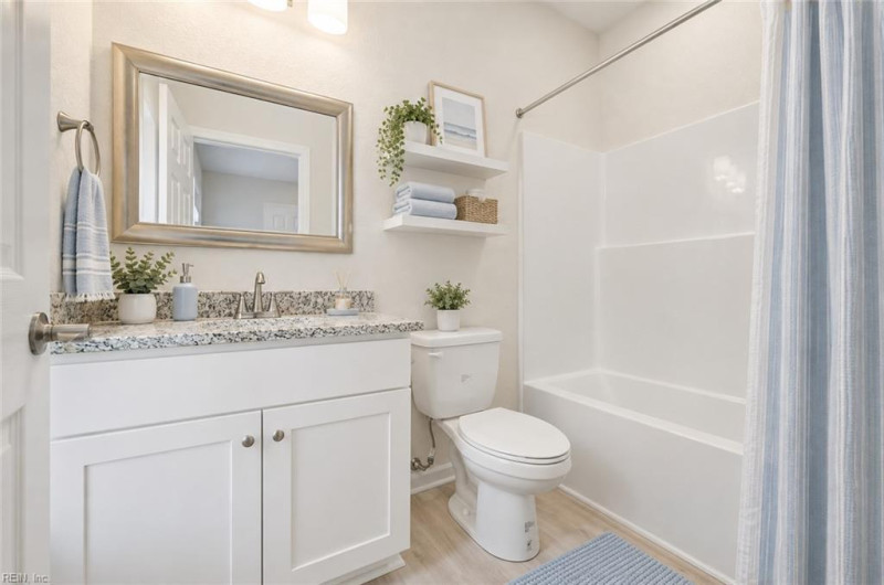 Photo 18 of 29 residential for sale in Norfolk virginia