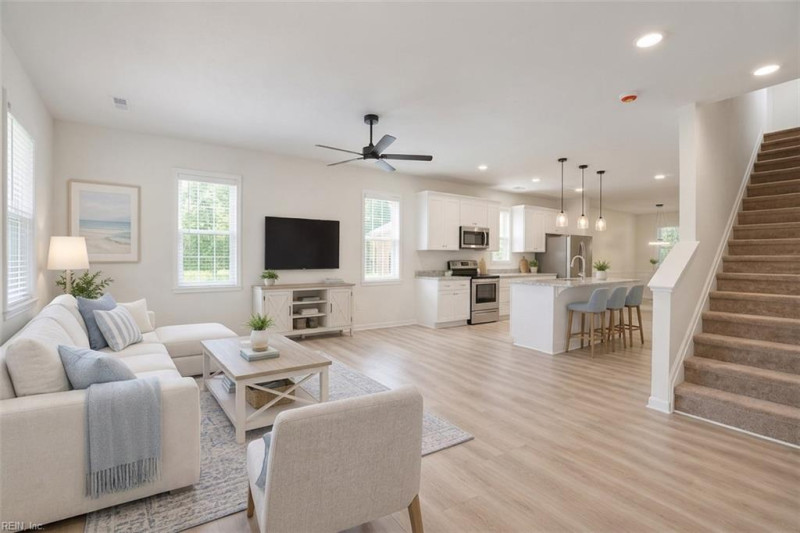 Photo 6 of 29 residential for sale in Norfolk virginia