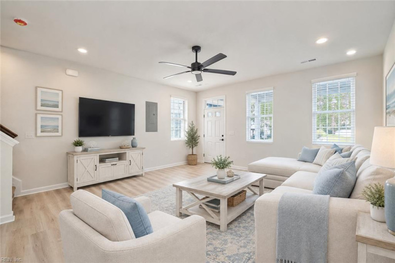 Photo 7 of 29 residential for sale in Norfolk virginia