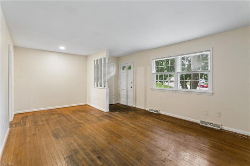 Photo 6 of 29 residential for sale in Hampton virginia