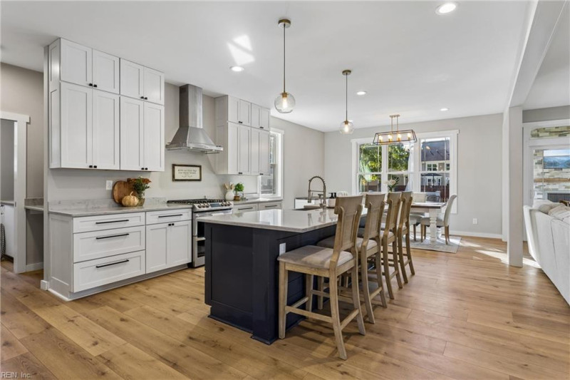 Photo 9 of 50 residential for sale in Poquoson virginia