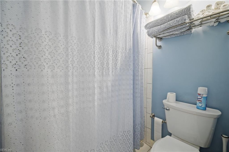 Photo 15 of 25 residential for sale in Virginia Beach virginia