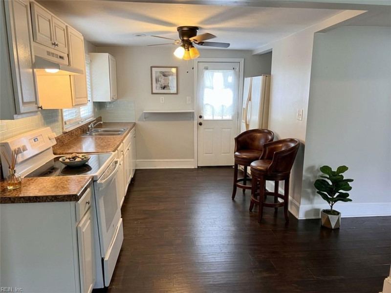 Photo 3 of 10 residential for sale in Suffolk virginia Photo 3 of 10 residential for sale in Suffolk virginia
