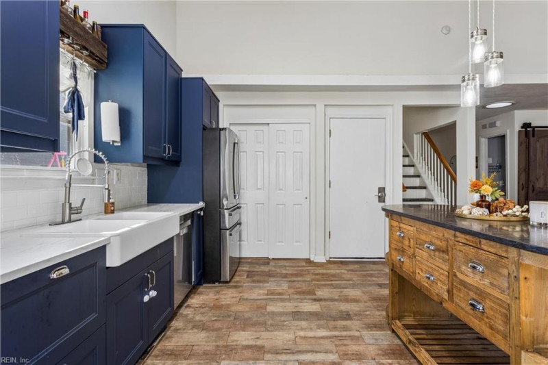 Photo 17 of 38 residential for sale in Chesapeake virginia