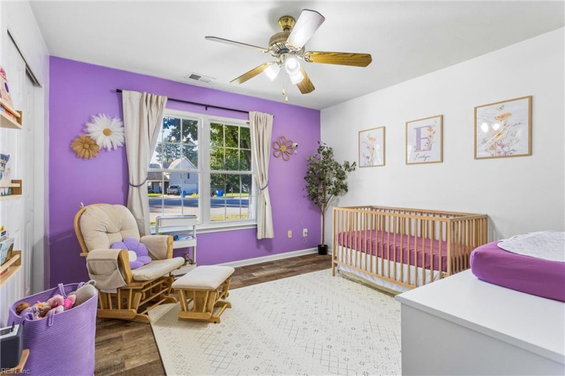 Photo 22 of 38 residential for sale in Chesapeake virginia