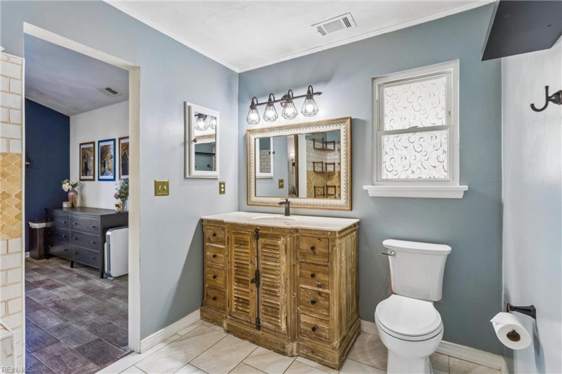 Photo 29 of 38 residential for sale in Chesapeake virginia