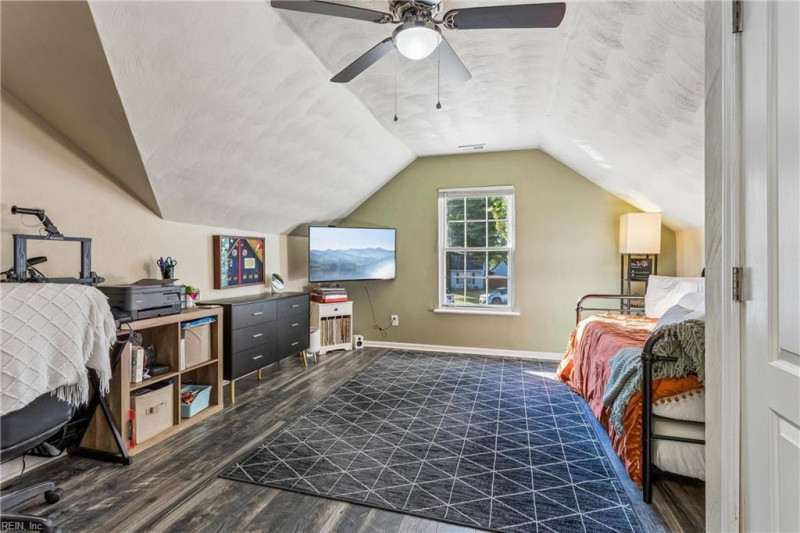 Photo 30 of 38 residential for sale in Chesapeake virginia