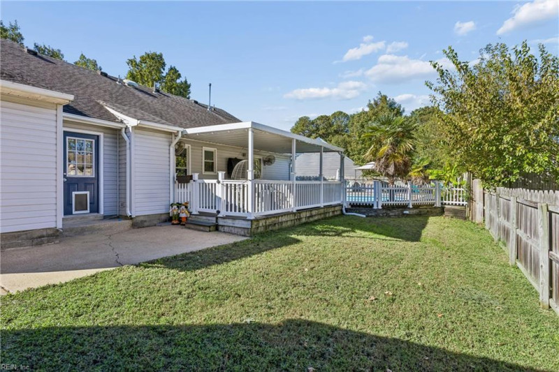 Photo 32 of 38 residential for sale in Chesapeake virginia