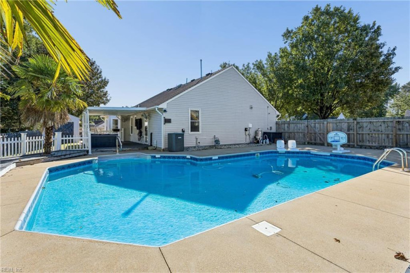 Photo 36 of 38 residential for sale in Chesapeake virginia