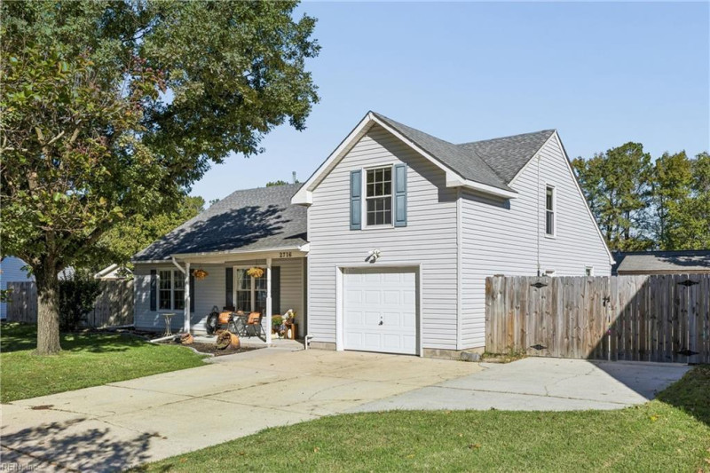 Photo 6 of 38 residential for sale in Chesapeake virginia
