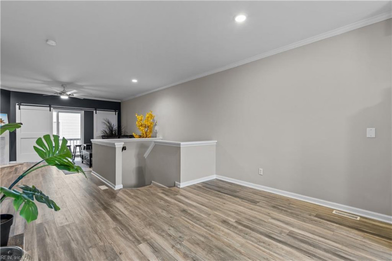 Photo 10 of 38 residential for sale in Virginia Beach virginia