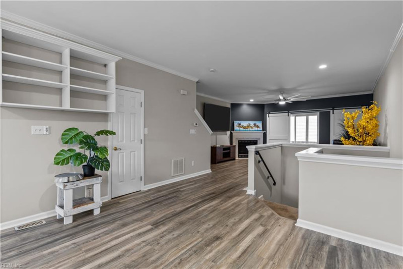 Photo 11 of 38 residential for sale in Virginia Beach virginia