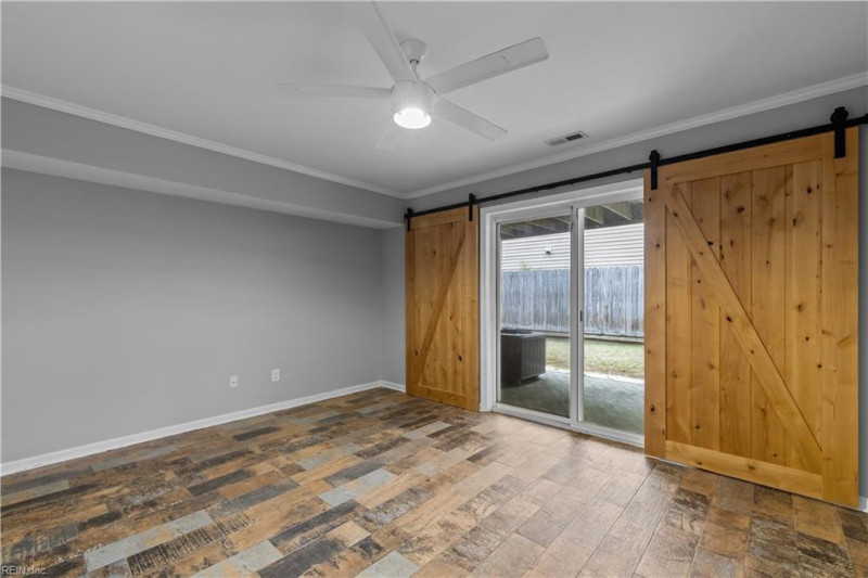 Photo 3 of 38 residential for sale in Virginia Beach virginia