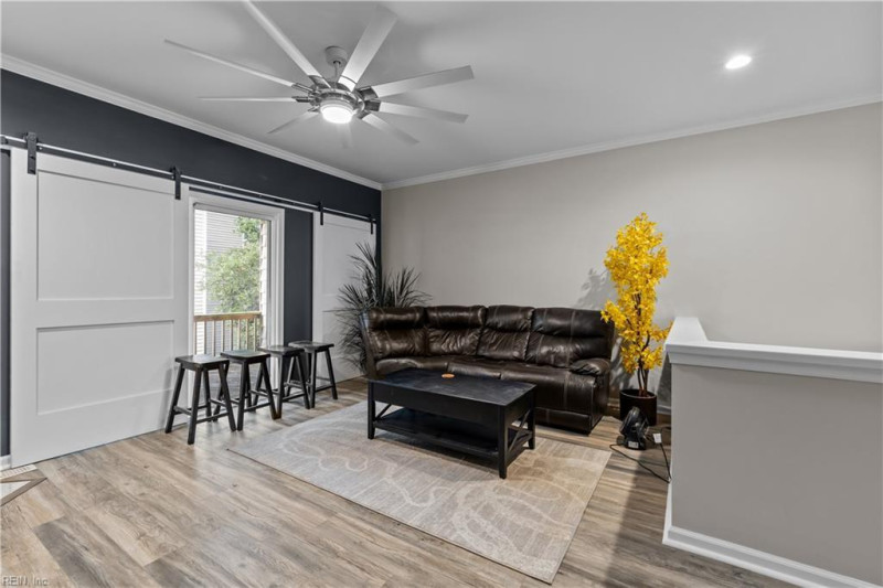 Photo 7 of 38 residential for sale in Virginia Beach virginia