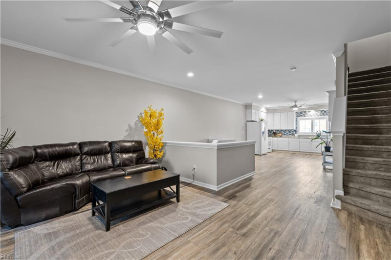 Photo 8 of 38 residential for sale in Virginia Beach virginia