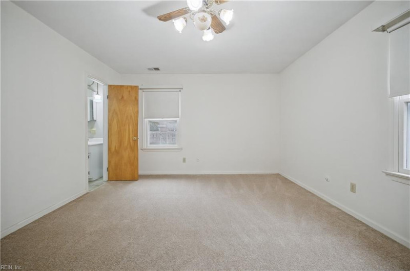 Photo 12 of 32 residential for sale in Norfolk virginia