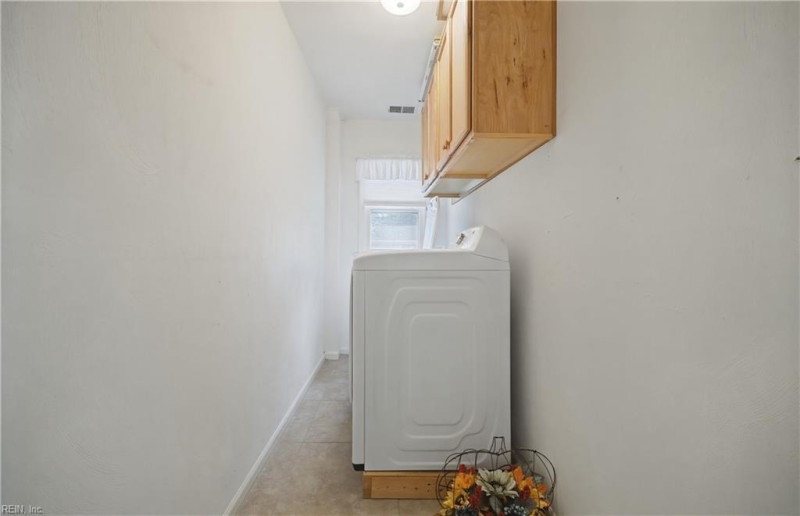 Photo 16 of 32 residential for sale in Norfolk virginia