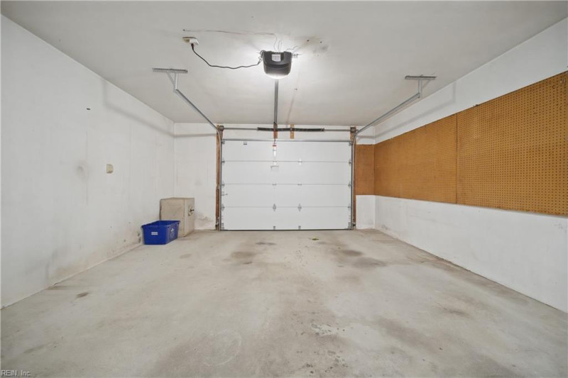 Photo 25 of 32 residential for sale in Norfolk virginia