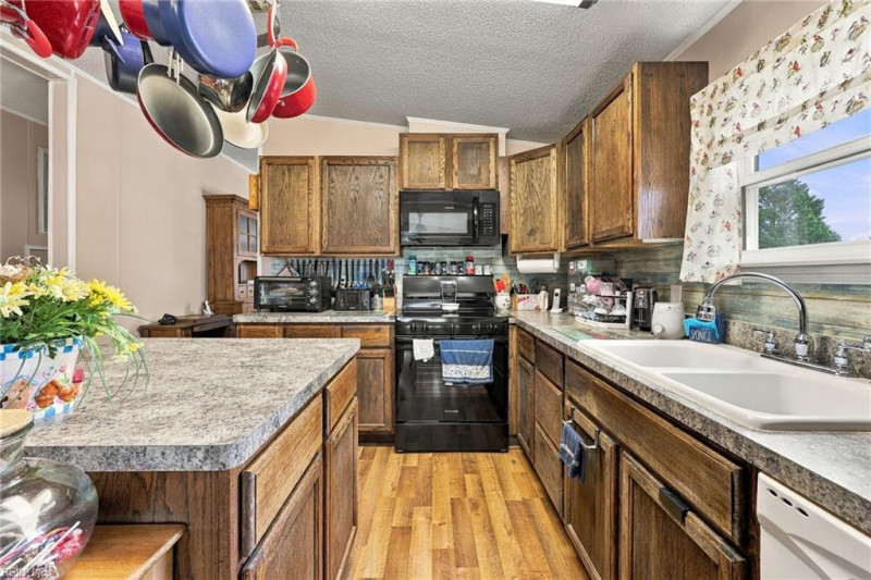 Photo 17 of 46 residential for sale in Suffolk virginia Photo 17 of 46 residential for sale in Suffolk virginia