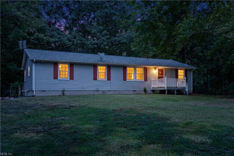 Photo 1 of 38 residential for sale in Gloucester County virginia