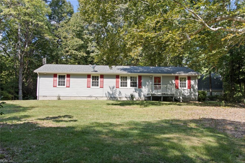 Photo 2 of 38 residential for sale in Gloucester County virginia