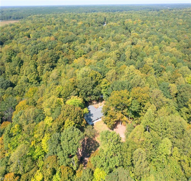 Photo 37 of 38 residential for sale in Gloucester County virginia