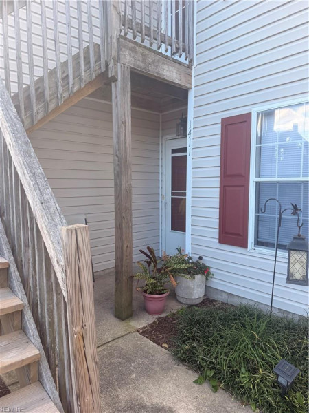 Photo 2 of 7 residential for sale in Virginia Beach virginia