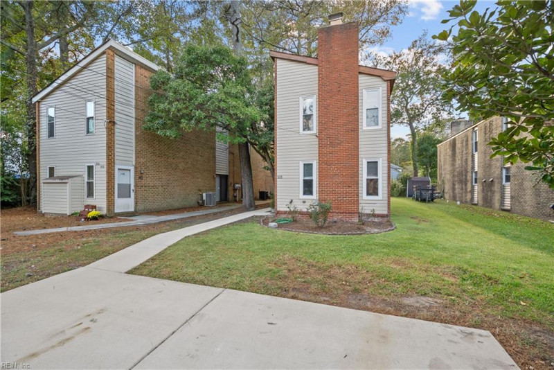 Photo 3 of 41 residential for sale in Virginia Beach virginia