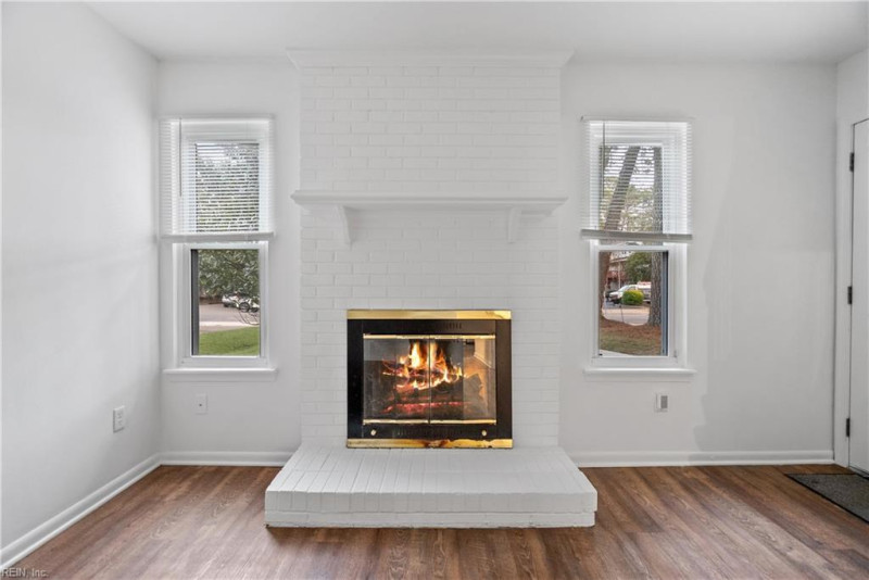 Photo 8 of 41 residential for sale in Virginia Beach virginia