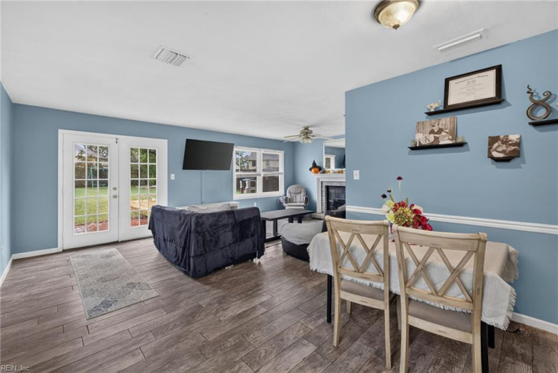 Photo 10 of 38 residential for sale in Virginia Beach virginia