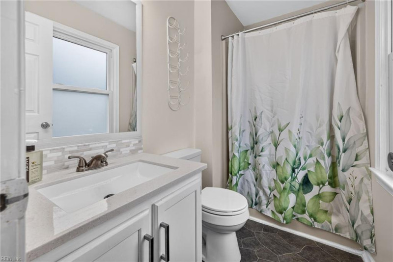 Photo 28 of 38 residential for sale in Virginia Beach virginia