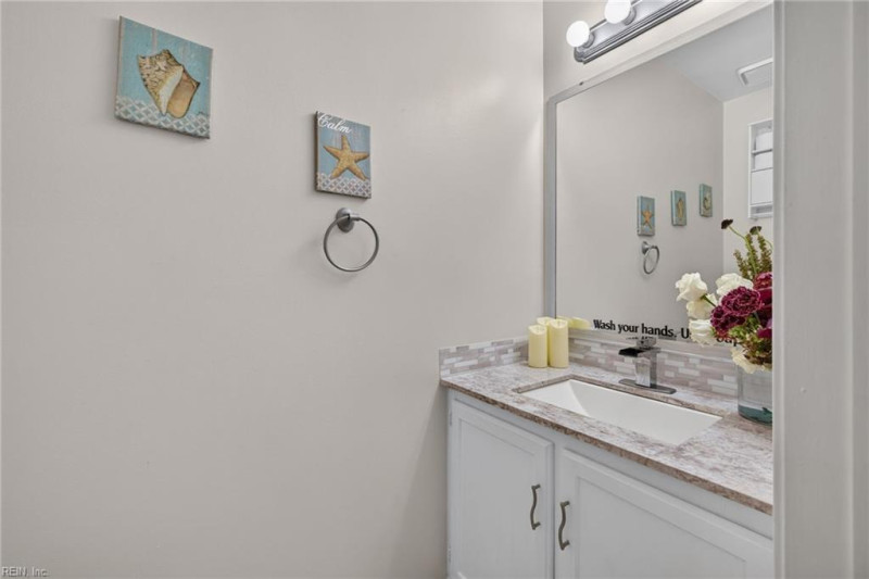 Photo 31 of 38 residential for sale in Virginia Beach virginia