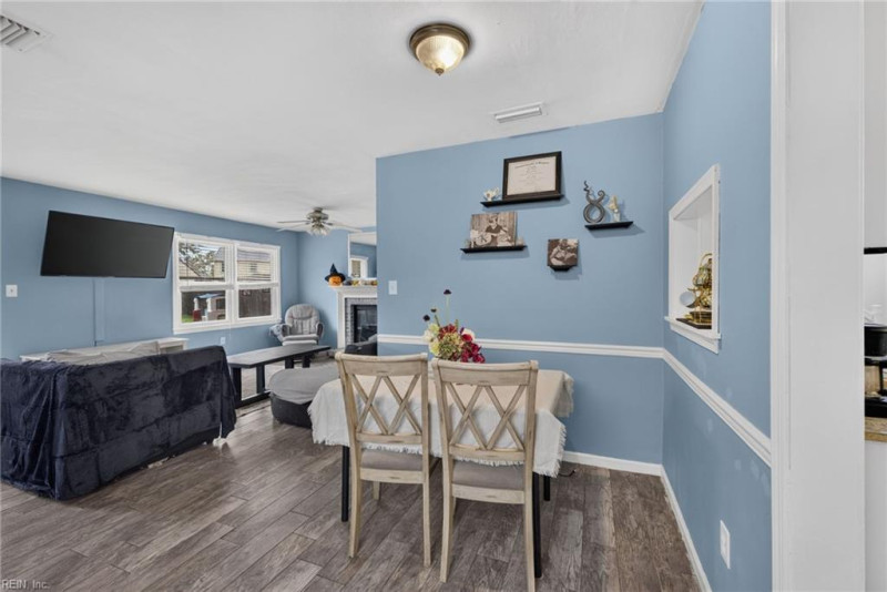 Photo 9 of 38 residential for sale in Virginia Beach virginia