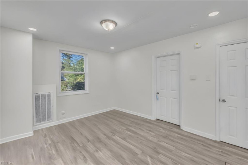 Photo 6 of 18 residential for sale in Portsmouth virginia Photo 6 of 18 residential for sale in Portsmouth virginia