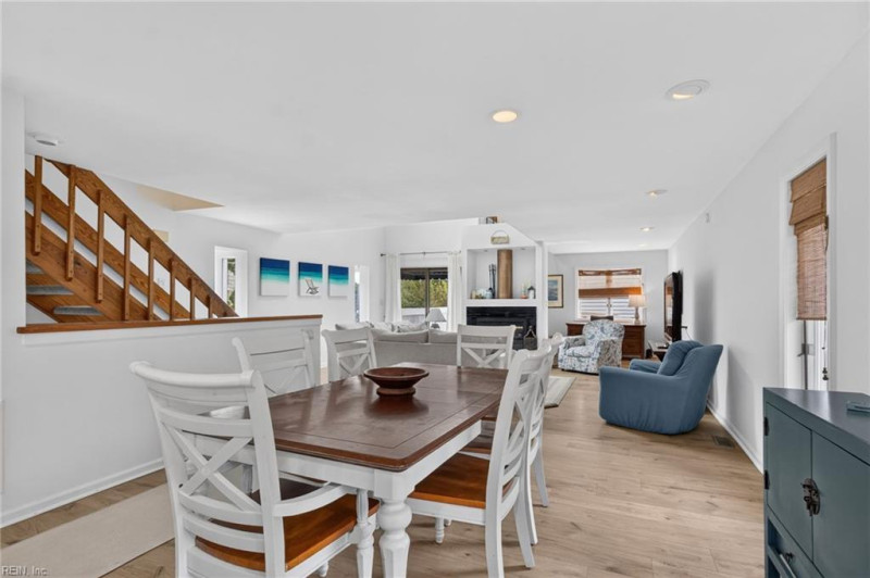 Photo 13 of 48 residential for sale in Virginia Beach virginia